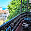 Dhow Palace Hotel
