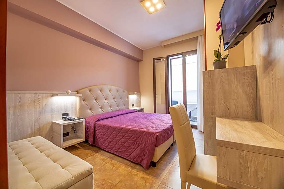 Hotel Salento Mirfran