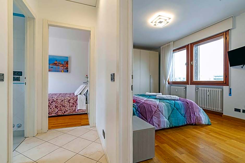 Venice Friends Residence