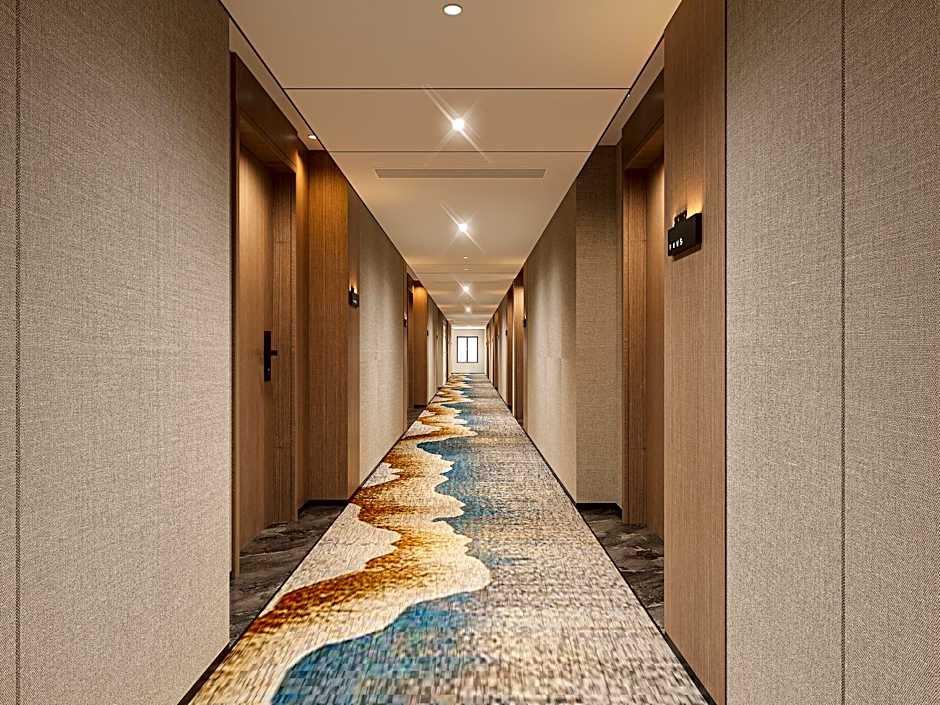 Five Rams City Hotel
