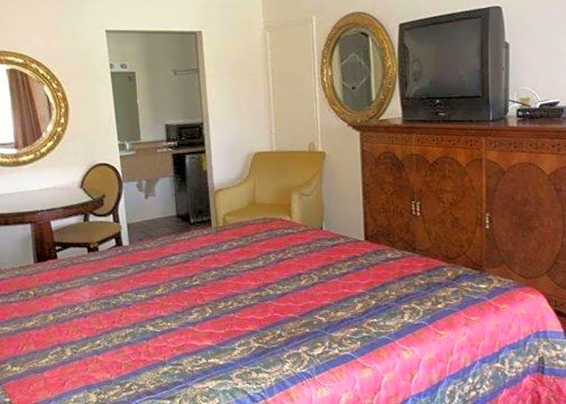 Days Inn by Wyndham Victorville