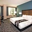 La Quinta Inn & Suites by Wyndham Chicago Downtown