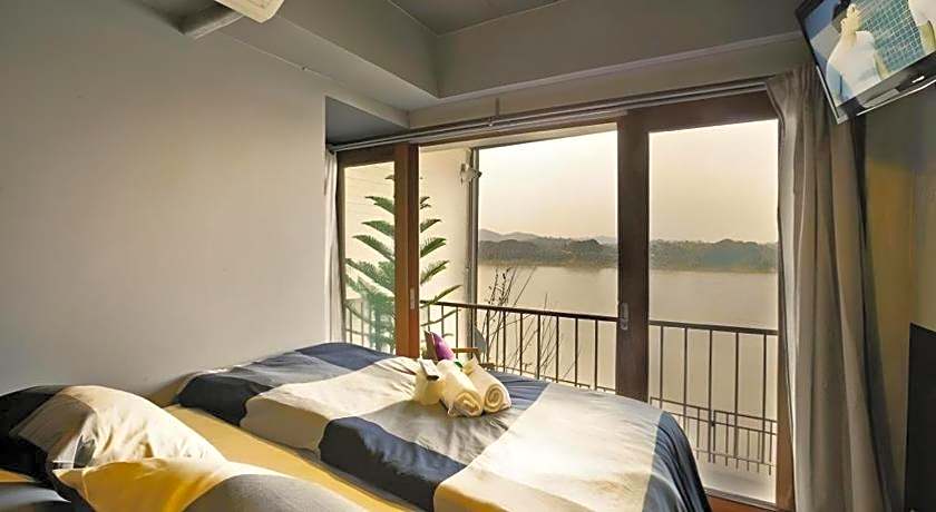 Chic Chiangkhan Hotel