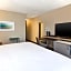 Holiday Inn Westbury-Long Island by IHG