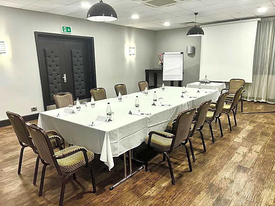 Holiday Inn Kenilworth - Warwick By IHG