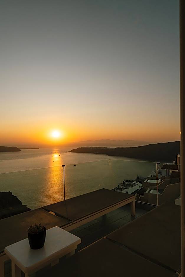 Anemos Cave Suites
