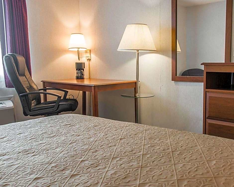 Quality Inn Hudsonville South