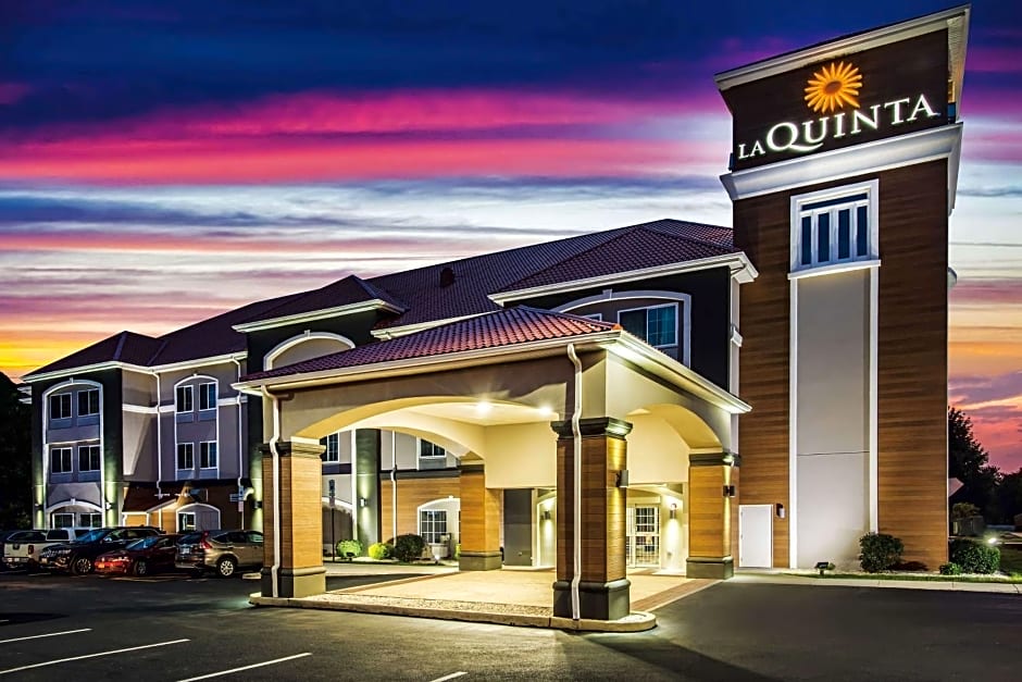 La Quinta Inn & Suites by Wyndham Chambersburg