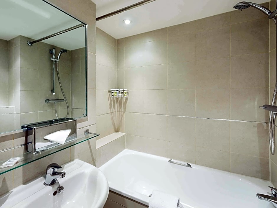 Mercure London Kensington Hotel