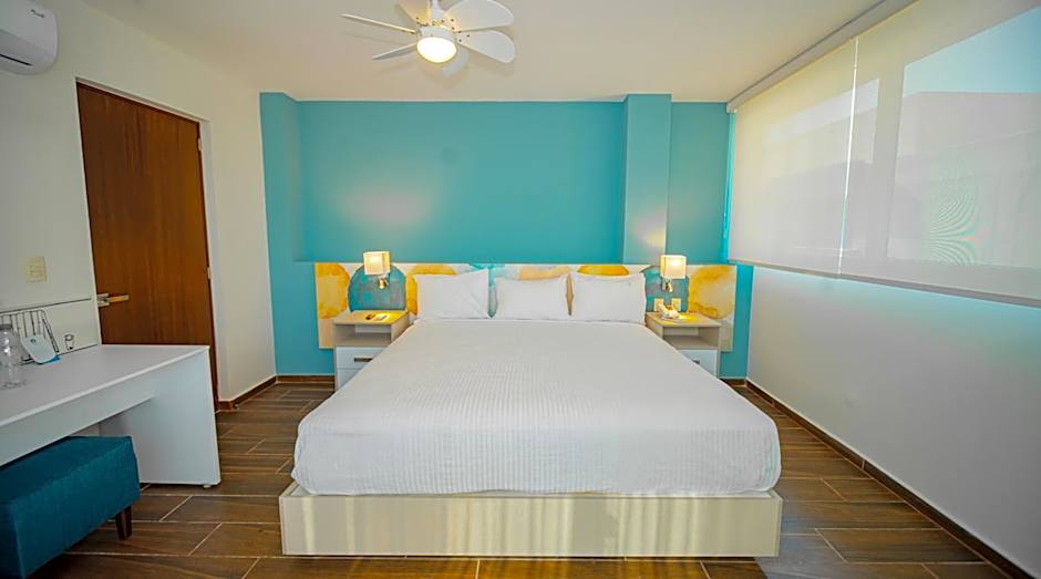 Vista Express Guadalajara Expo SureStay Collection by BW