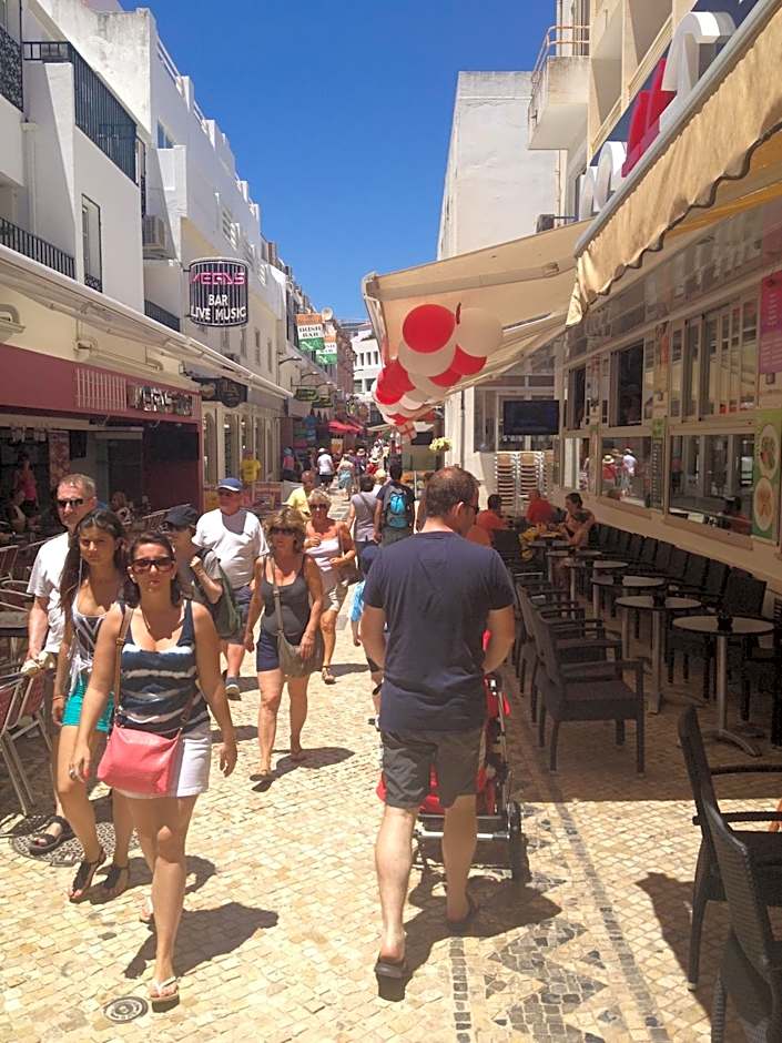 Cheerfulway Minichoro Apartamentos