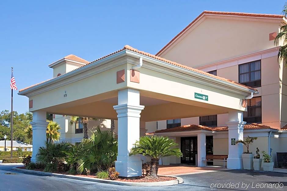 Holiday Inn Express Hotel & Suites Clearwater North/Dunedin By IHG