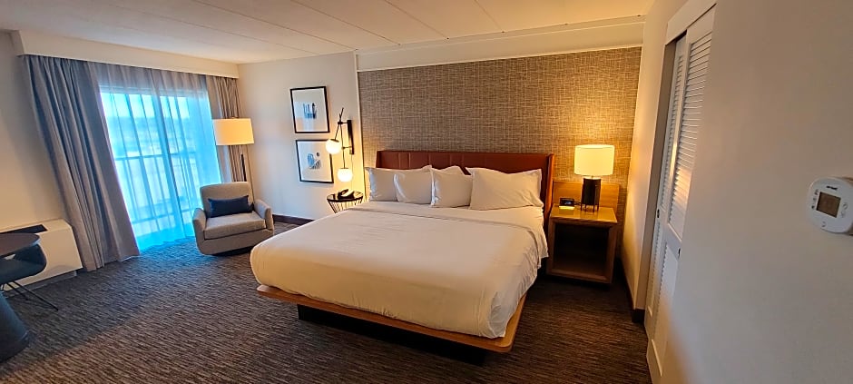 Photo 1 of 3 of Traditional 1 King Bed