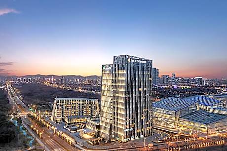 Intercontinental Wuxi Taihu New City By IHG