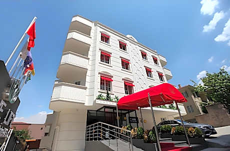 The Life Hotel & Spa