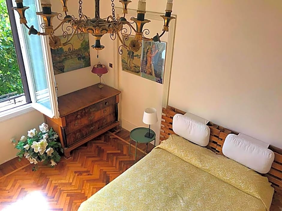 Italy Prestigious Guest House