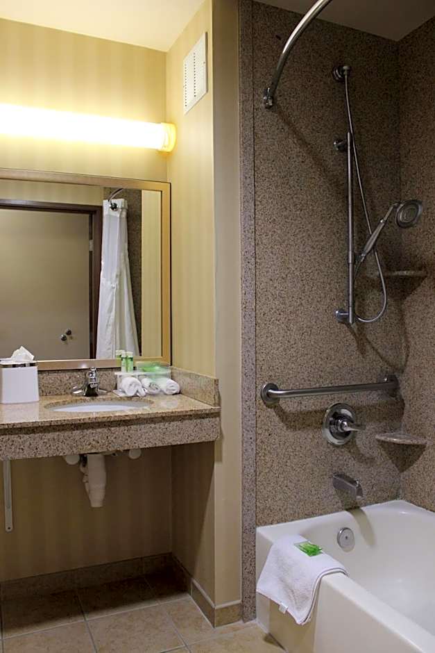 Holiday Inn Express Tehachapi By IHG