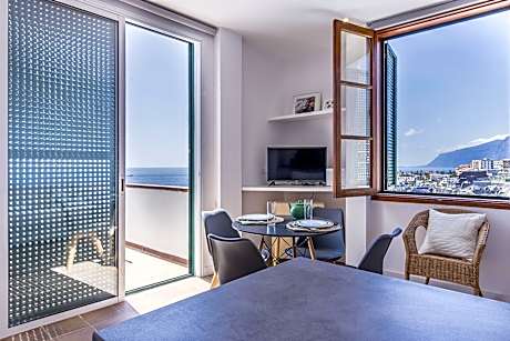 EDEN RENTALS Oceanfront Hideaway