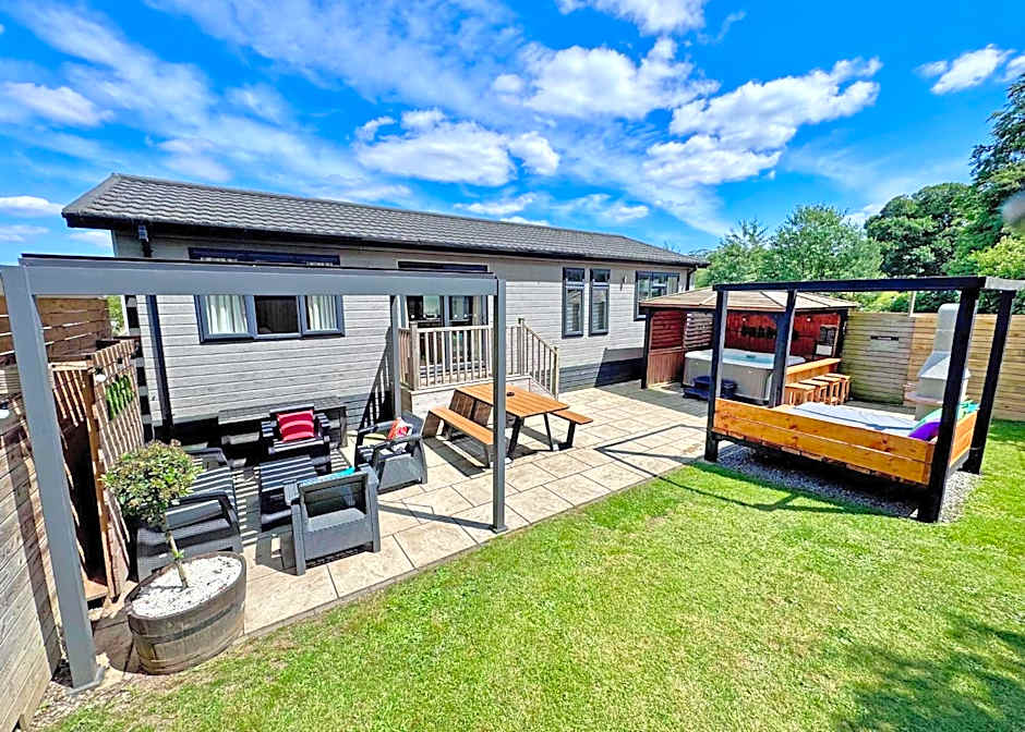 Raywell Hall Country Lodges