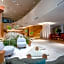 QOYA Hotel Curitiba, Curio Collection by Hilton