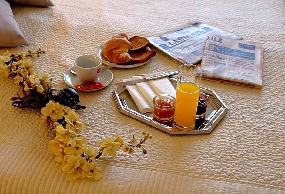 Eremes Rooms & Apartments