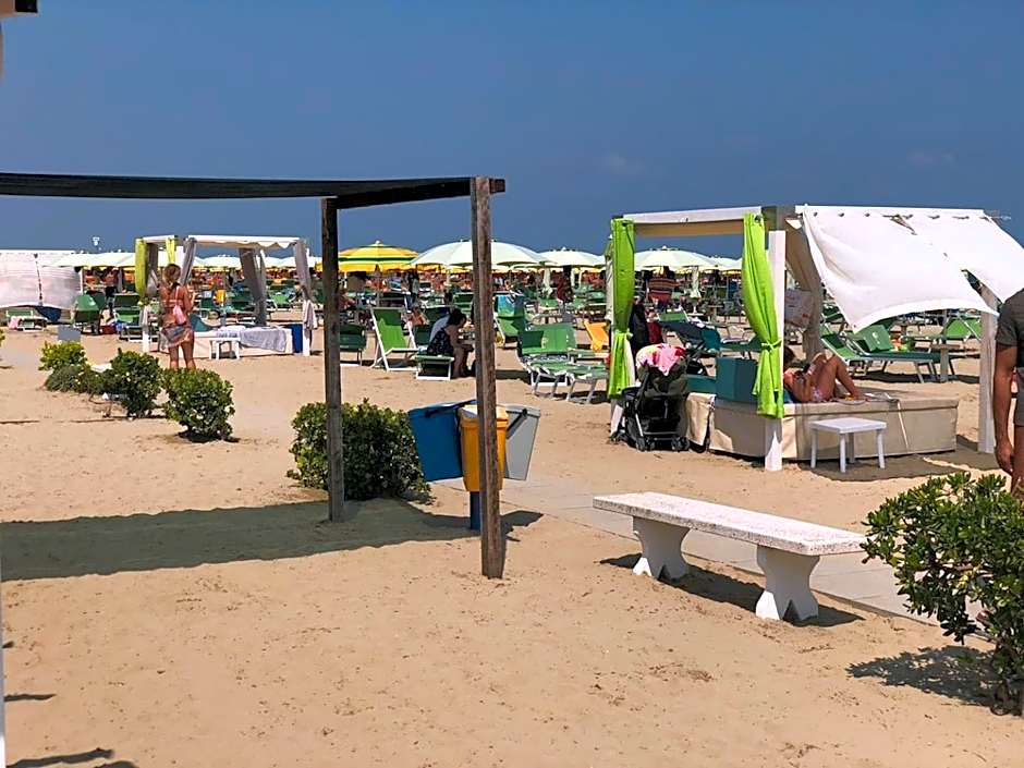 Hotel Jasmine Beach