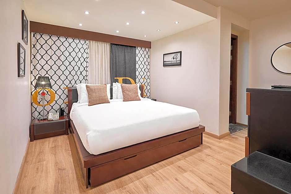 Photo 1 of 8 of Deluxe Family Suite