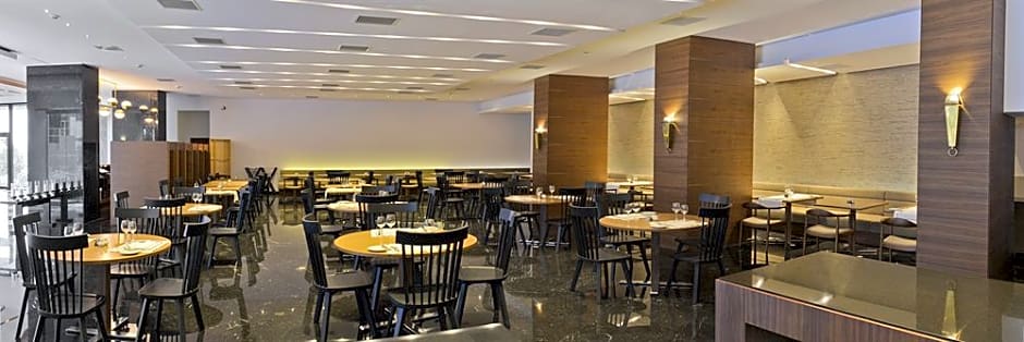 Aquila Atlantis Hotel