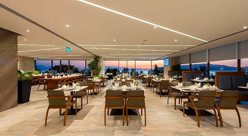 Queen Ann Nha Trang Hotel