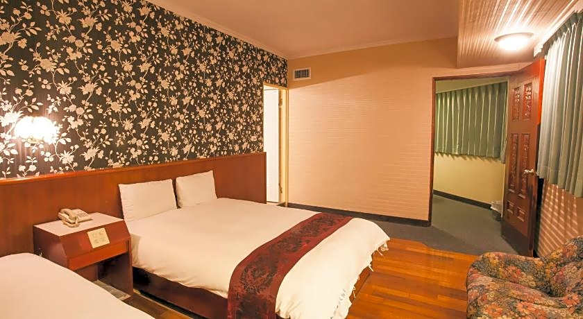 Gene Long Haiy Att Hotel