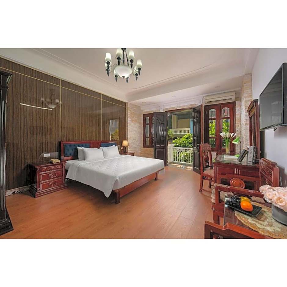 Little Diamond Hotel