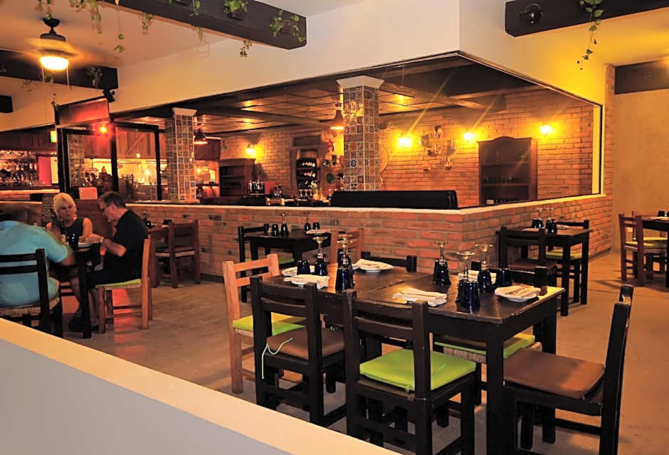 Marina Banderas Suites Hotel Boutique