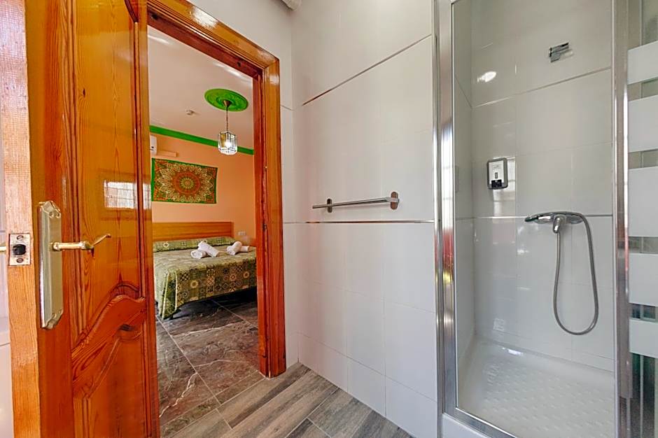 Charming Nerja Hostel