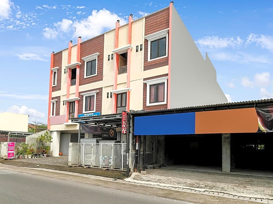 OYO 91075 Sambisari Residence Syariah