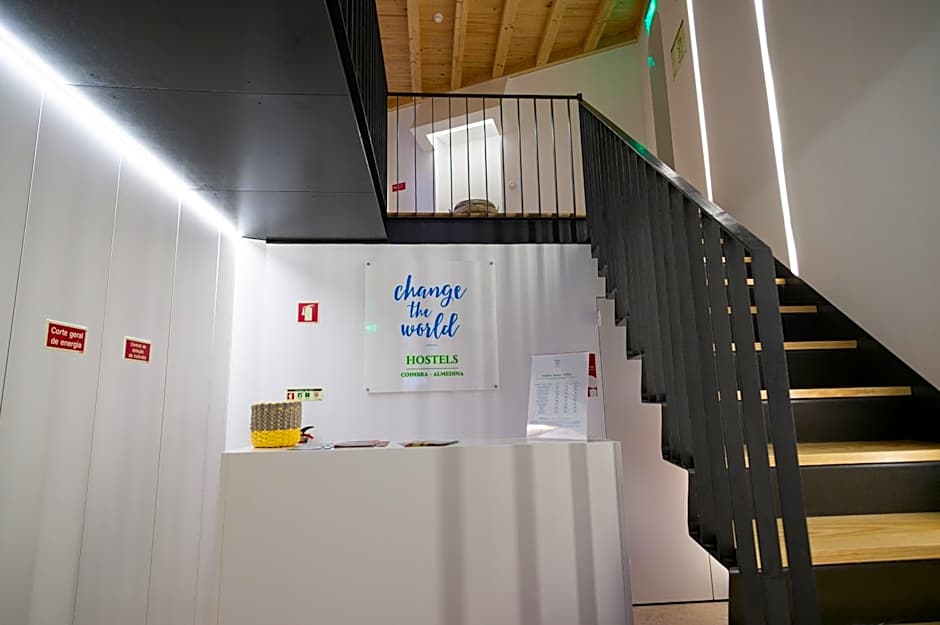Change The World Hostels - Coimbra - Almedina