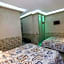 Hotel Iris