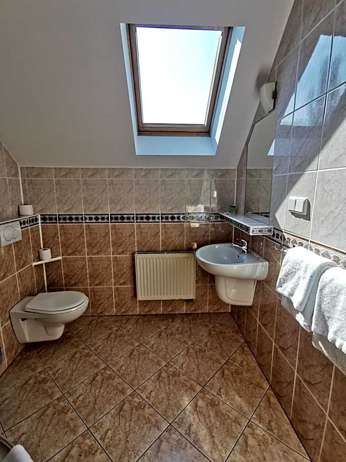 Zieliniec Poznań B&B