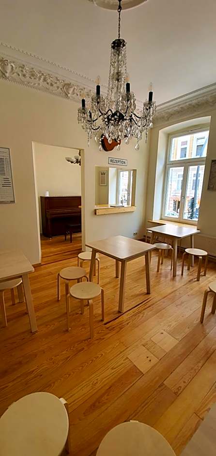 Buch-Ein-Bett Hostel