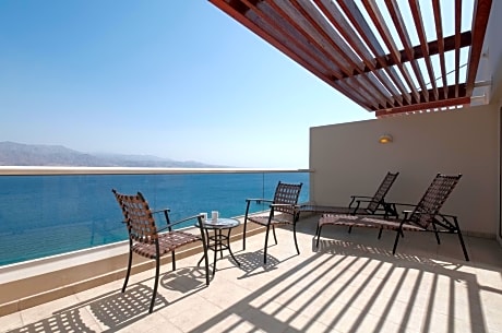 Royal Two Bedroom Suite Premium with Balcony (4 Adults)