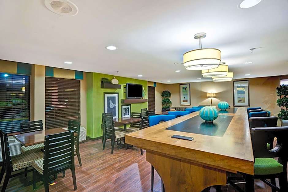 Hampton Inn By Hilton Milford