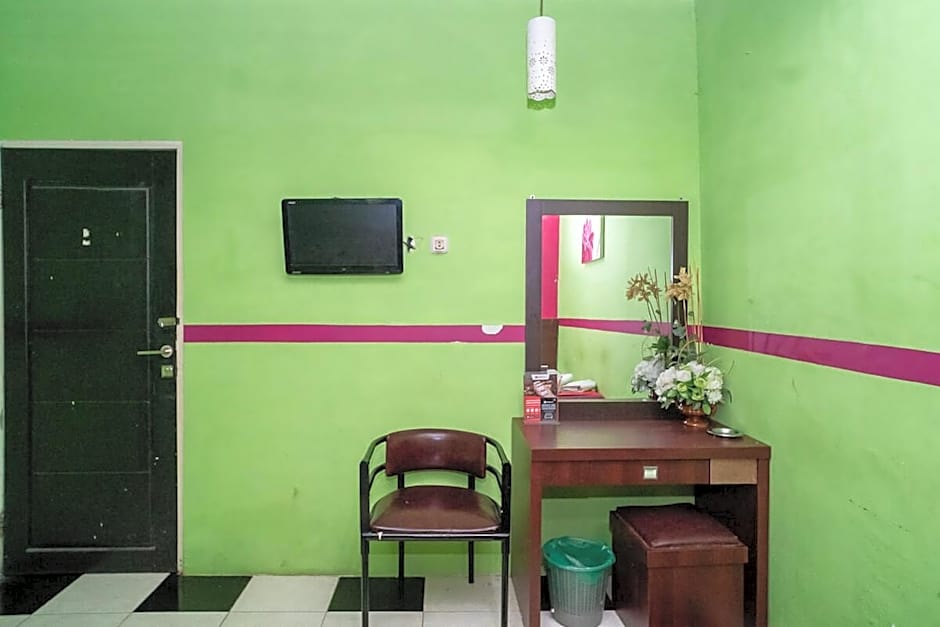 RedDoorz near Uniska Banjarmasin