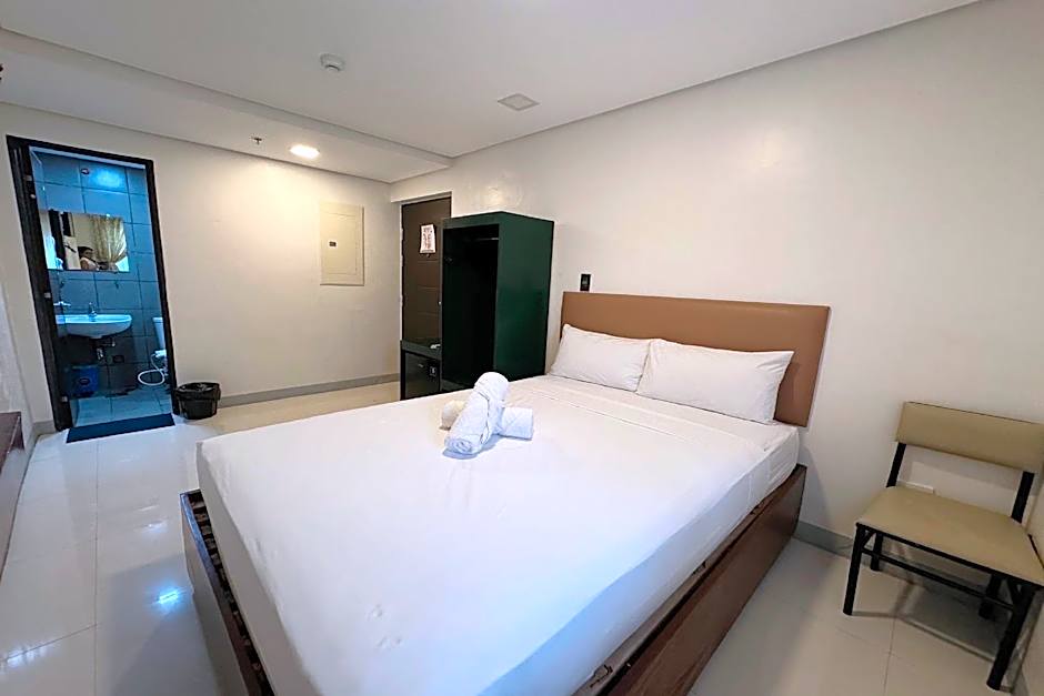 Belltower CSheLi Suites Bantay - Vigan