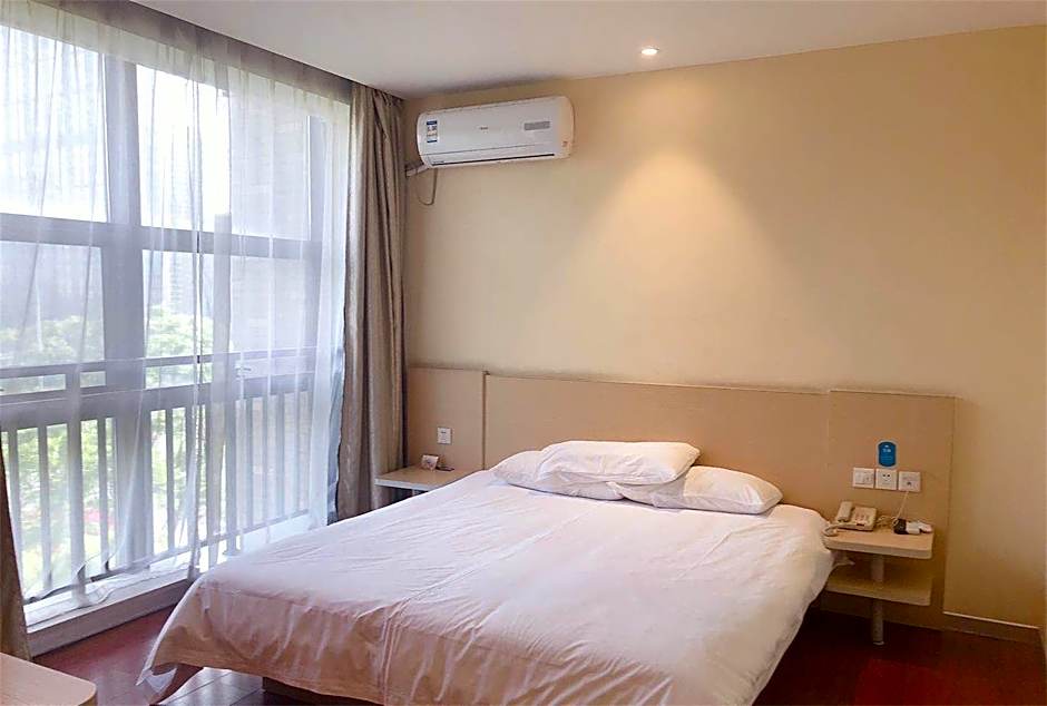 Hanting Hotel Ningbo Yinzhou Wanda