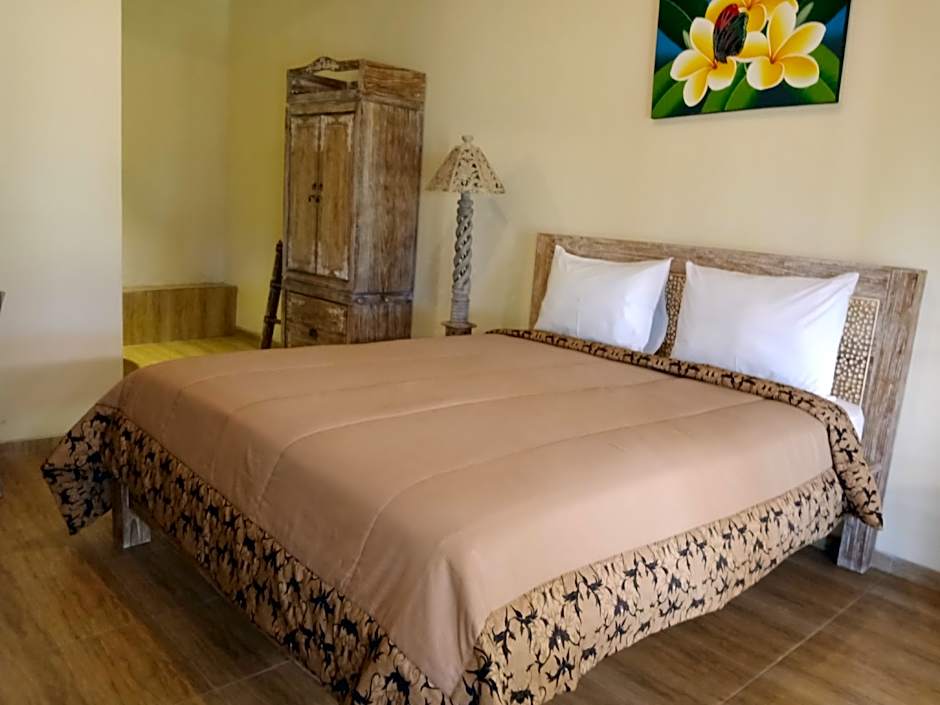 Uma Shanty Near to Lempuyang