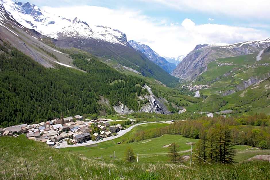 Hotel Le Faranchin