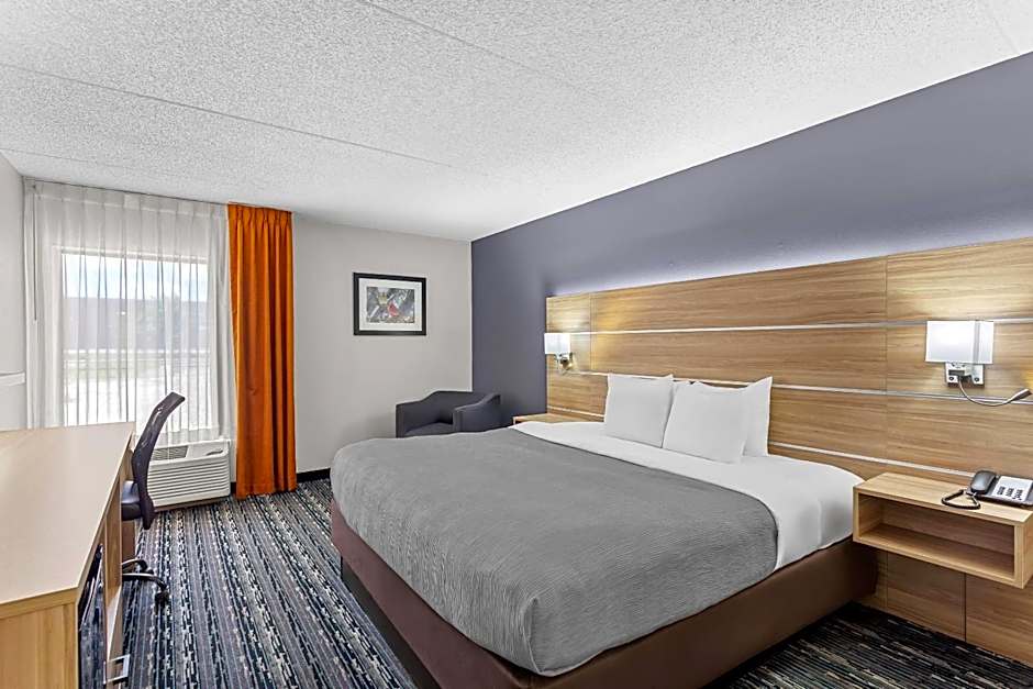 Quality Inn Rochester South