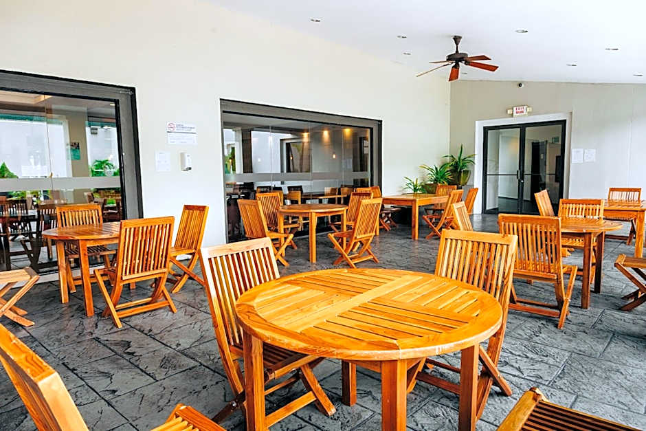 Holiday Inn San Salvador By IHG