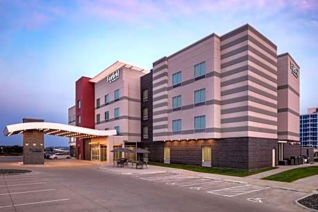 Fairfield Inn & Suites Omaha at MH Landing