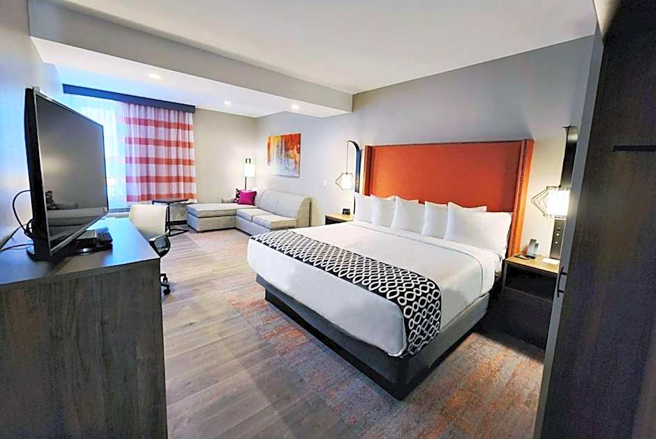 La Quinta Inn & Suites by Wyndham Pflugerville
