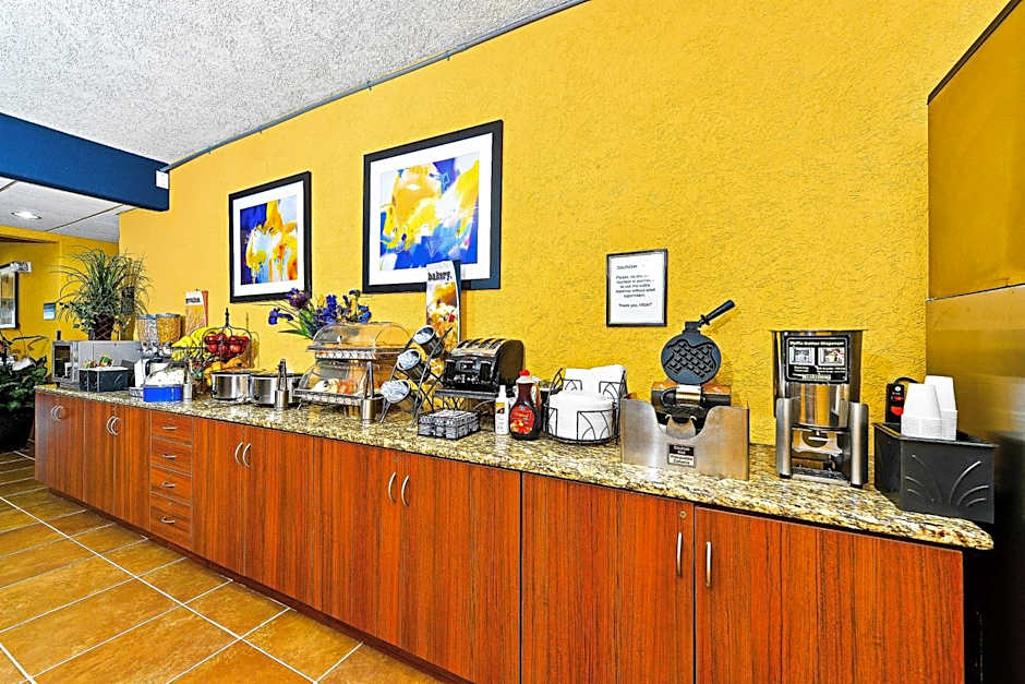 Microtel Inn & Suites By Wyndham New Braunfels